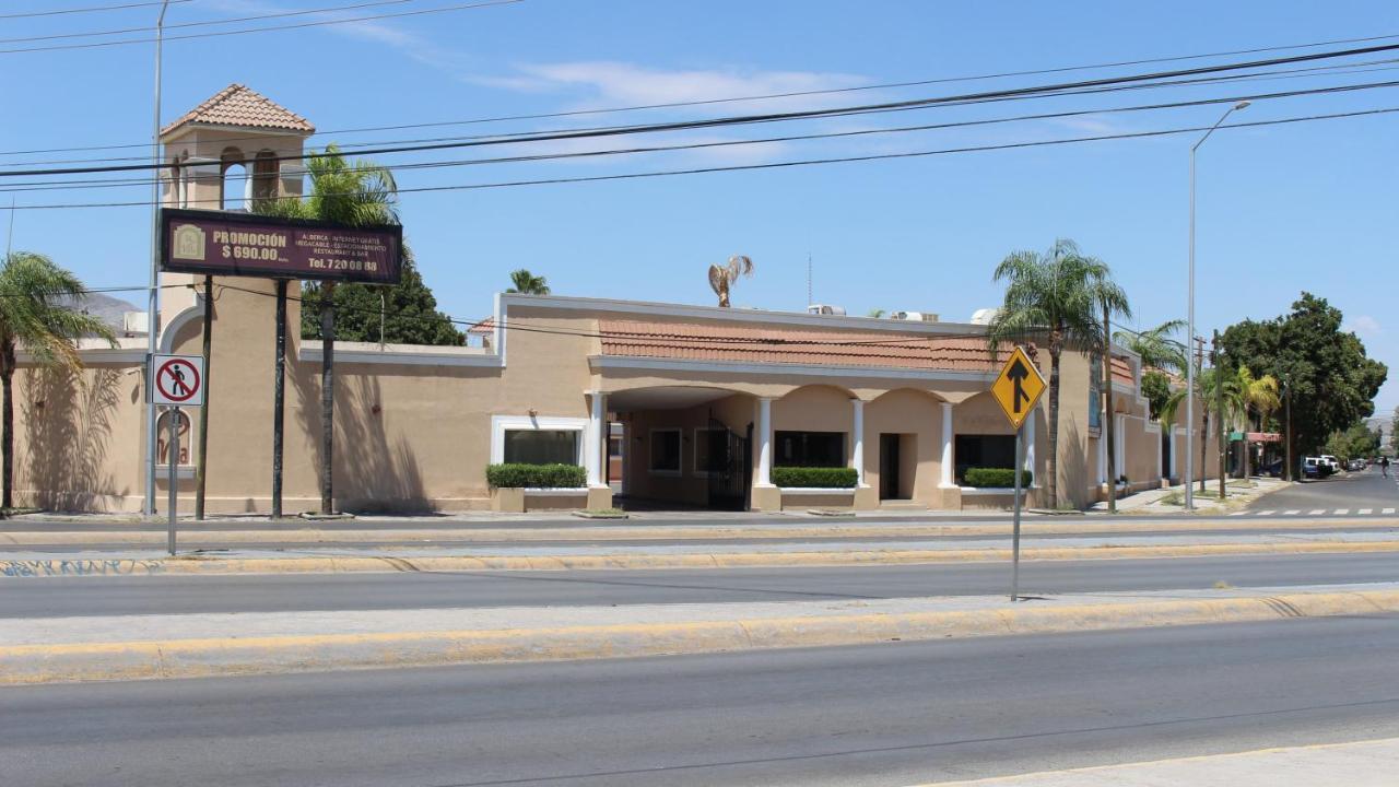 Torreón Hotel La Villa מראה חיצוני תמונה