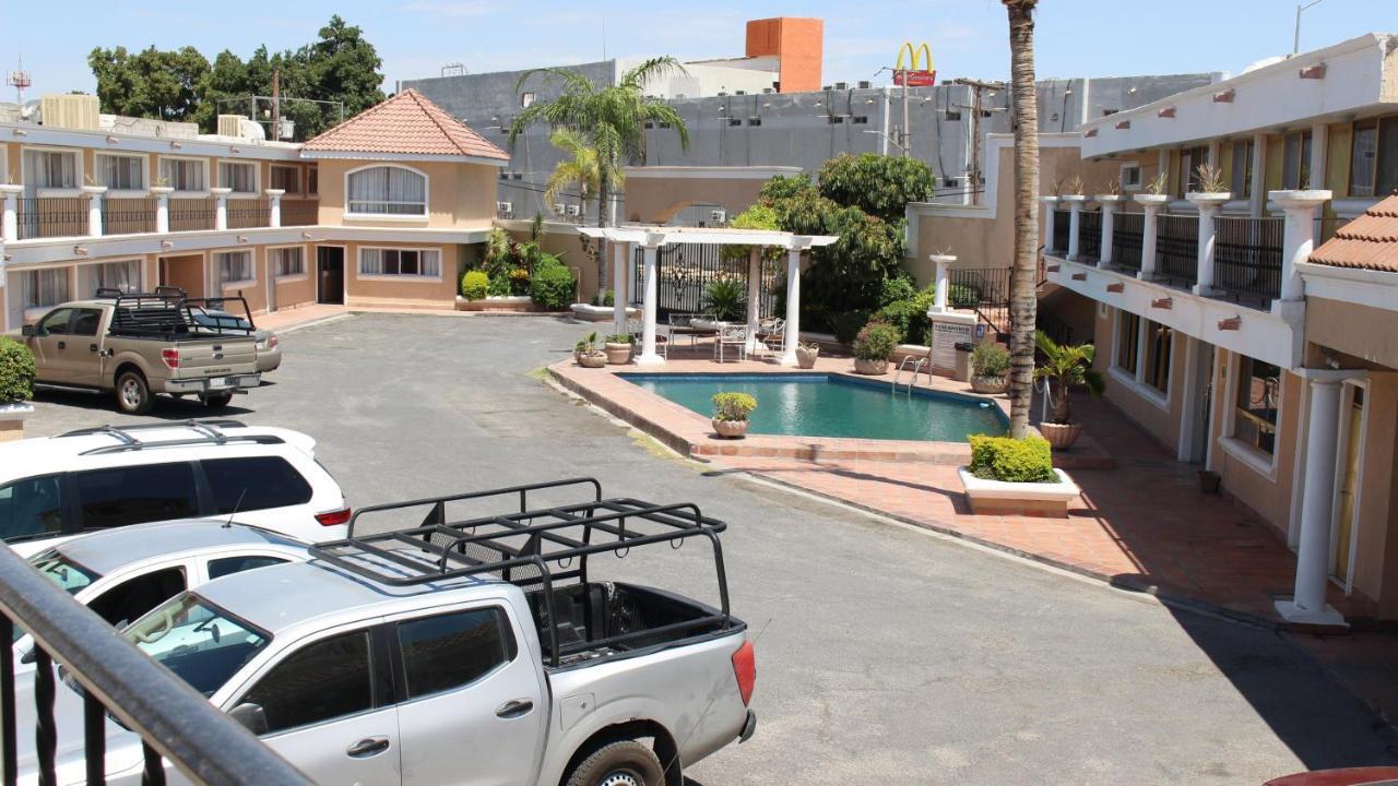 Torreón Hotel La Villa מראה חיצוני תמונה