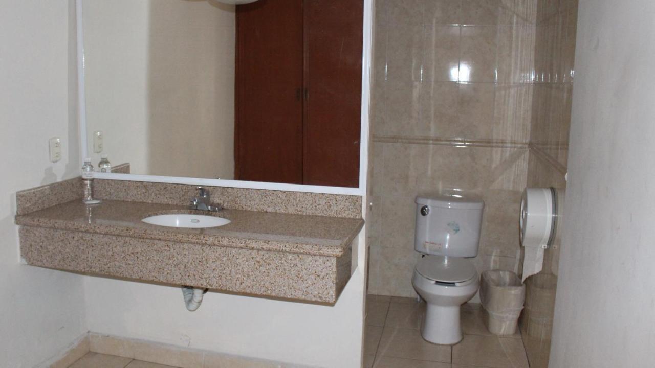 Torreón Hotel La Villa מראה חיצוני תמונה