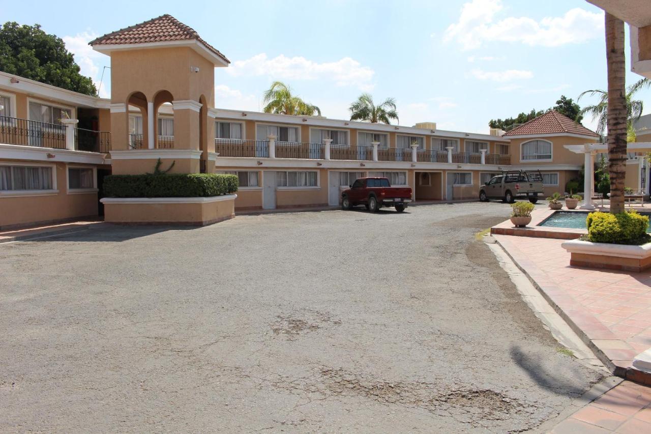Torreón Hotel La Villa מראה חיצוני תמונה