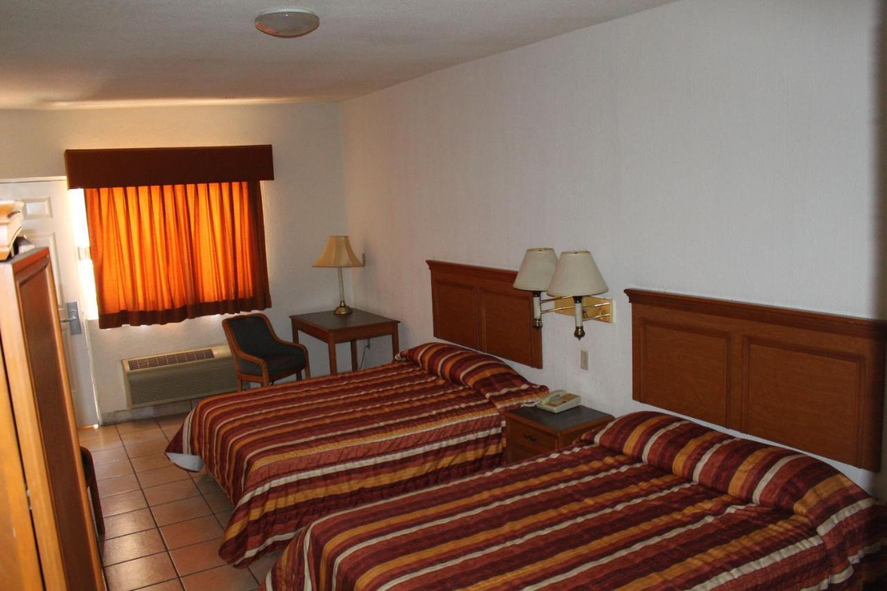 Torreón Hotel La Villa מראה חיצוני תמונה