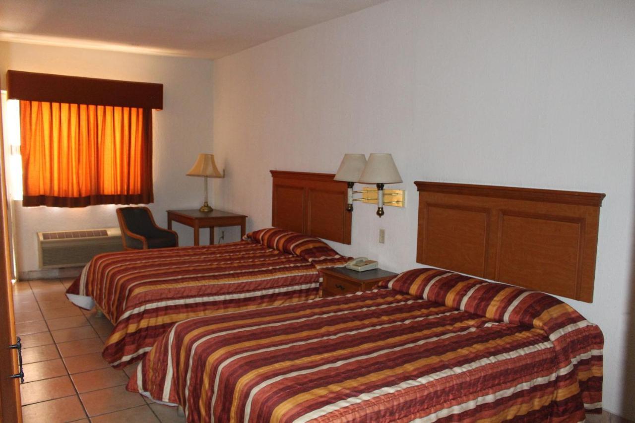 Torreón Hotel La Villa מראה חיצוני תמונה